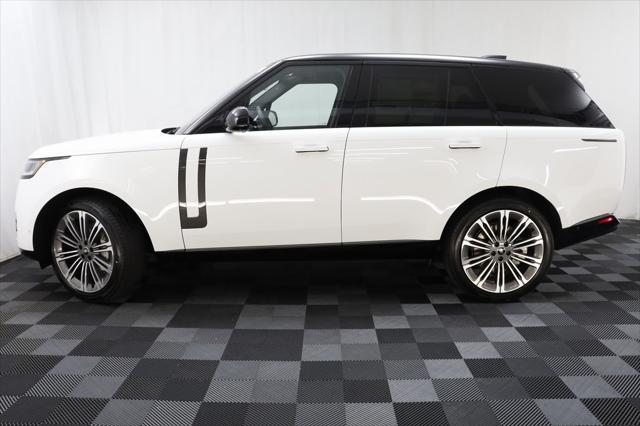 Photo of 2025 White Land Rover Range Rover