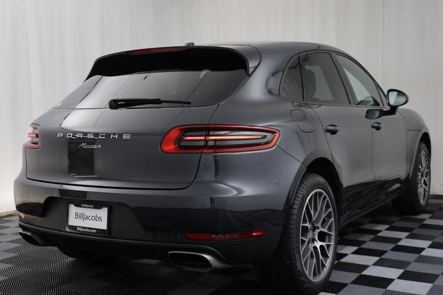 Photo of 2018 Volcano Grey Metallic Porsche Macan