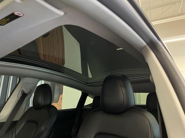 Photo of 2022 Midnight Silver Metallic Tesla Model Y
