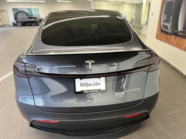 Photo of 2022 Midnight Silver Metallic Tesla Model Y