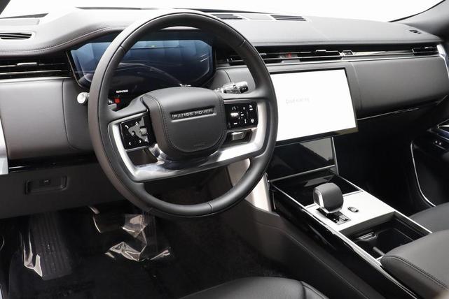 Photo of 2025 Blue Land Rover Range Rover