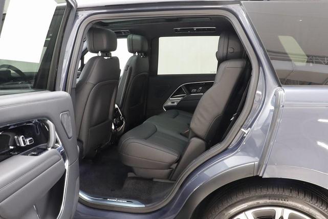 Photo of 2025 Blue Land Rover Range Rover