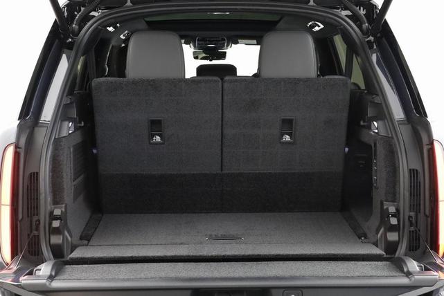 Photo of 2025 Blue Land Rover Range Rover