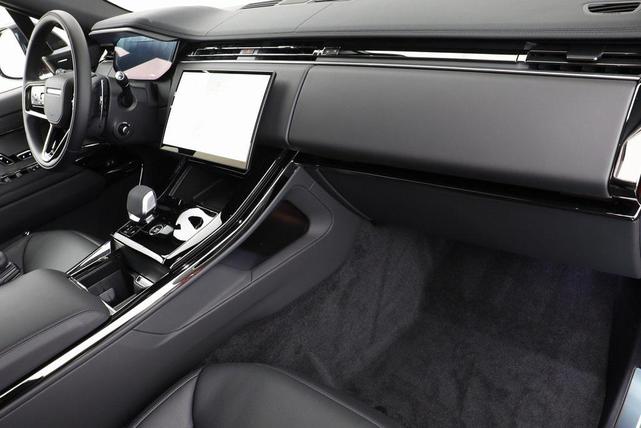 Photo of 2025 Firenze Red Metallic Land Rover Range Rover Sport
