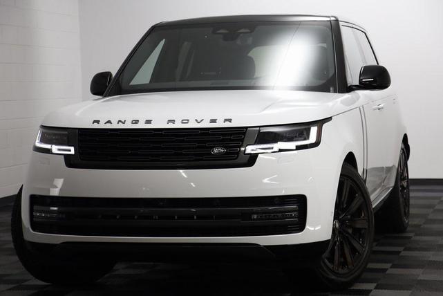 Photo of 2025 White Land Rover Range Rover