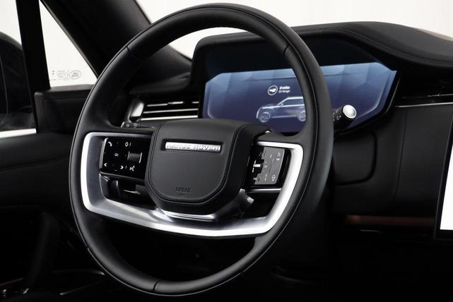 Photo of 2025 White Land Rover Range Rover