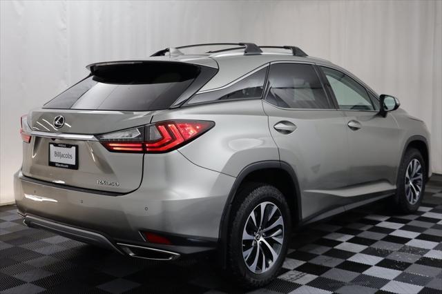 Photo of 2022 Atomic Silver Lexus RX 350