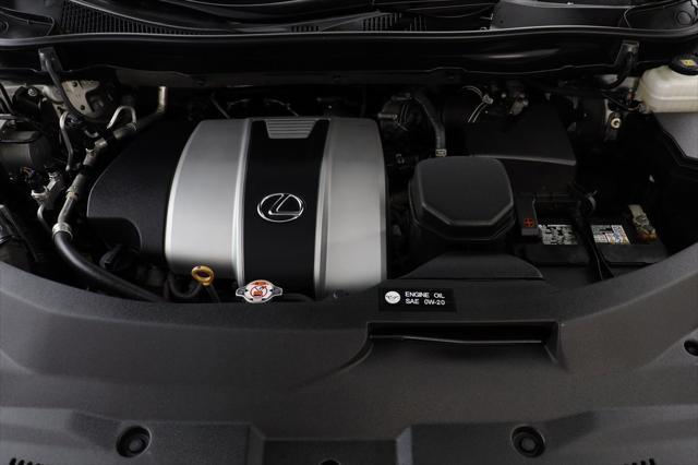 Photo of 2022 Atomic Silver Lexus RX 350