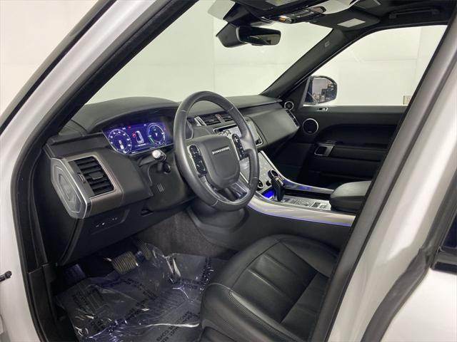 Photo of 2020 White Land Rover Range Rover Sport
