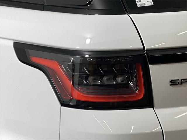 Photo of 2020 White Land Rover Range Rover Sport