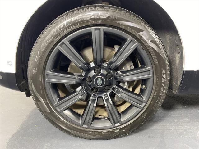 Photo of 2020 White Land Rover Range Rover Sport