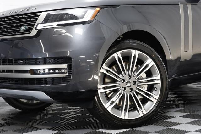Photo of 2025 Carpathian Gray Premium Metallic Land Rover Range Rover