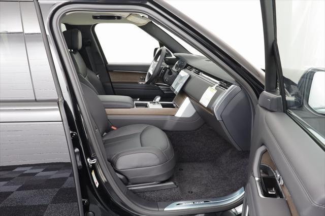 Photo of 2025 Black Land Rover Range Rover