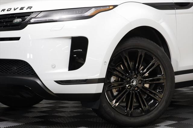 Photo of 2025 White Land Rover Range Rover Evoque