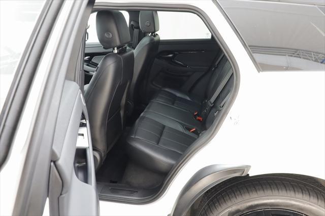Photo of 2025 White Land Rover Range Rover Evoque