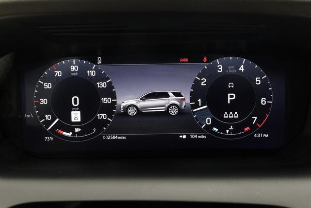 Photo of 2024 Eiger Gray Metallic Land Rover Discovery Sport
