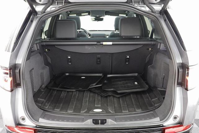 Photo of 2024 Eiger Gray Metallic Land Rover Discovery Sport