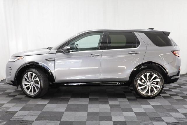 Photo of 2024 Eiger Gray Metallic Land Rover Discovery Sport