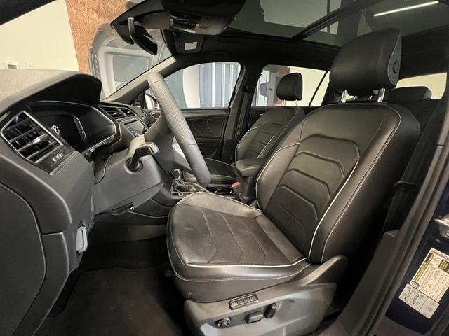 Photo of 2022 Atlantic Blue Metallic Volkswagen Tiguan