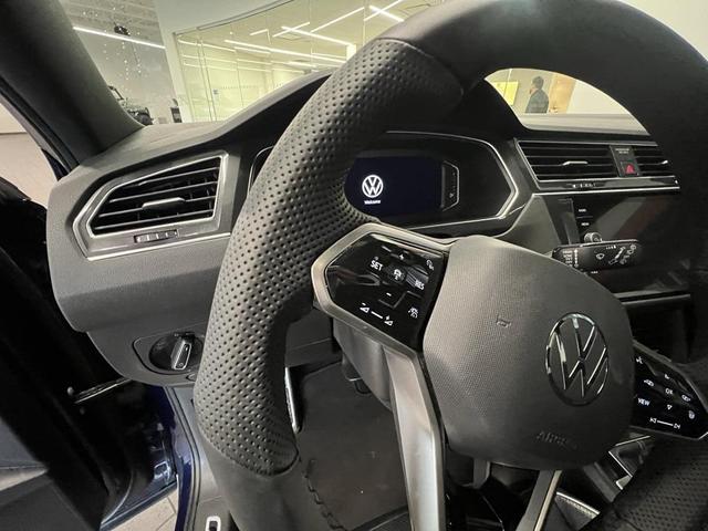 Photo of 2022 Atlantic Blue Metallic Volkswagen Tiguan