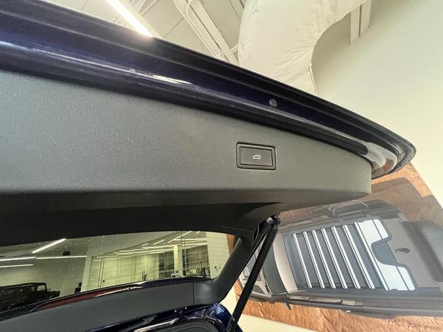 Photo of 2022 Atlantic Blue Metallic Volkswagen Tiguan