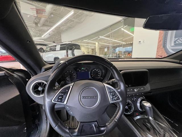 Photo of 2022 Shadow Gray Metallic Chevrolet Camaro