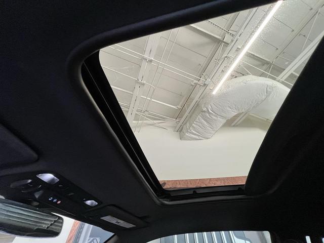 Photo of 2022 Shadow Gray Metallic Chevrolet Camaro