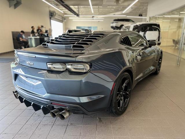 Photo of 2022 Shadow Gray Metallic Chevrolet Camaro