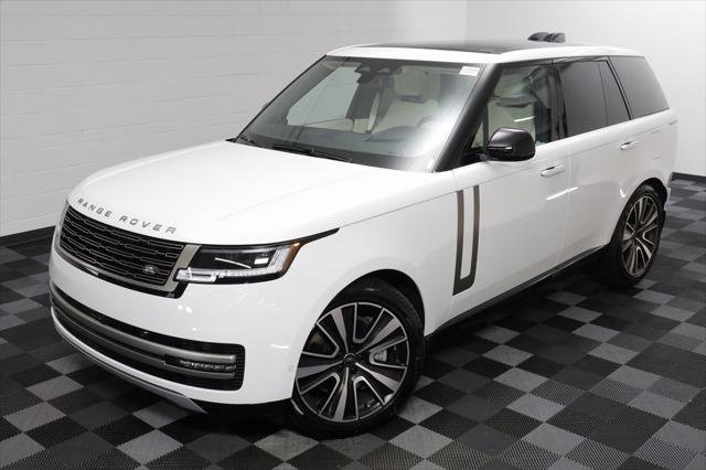 Photo of 2025 White Land Rover Range Rover