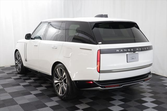 Photo of 2025 White Land Rover Range Rover