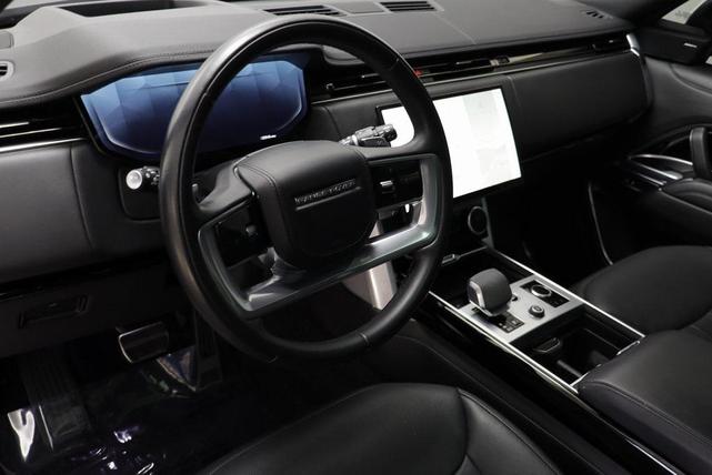Photo of 2023 Blue Land Rover Range Rover