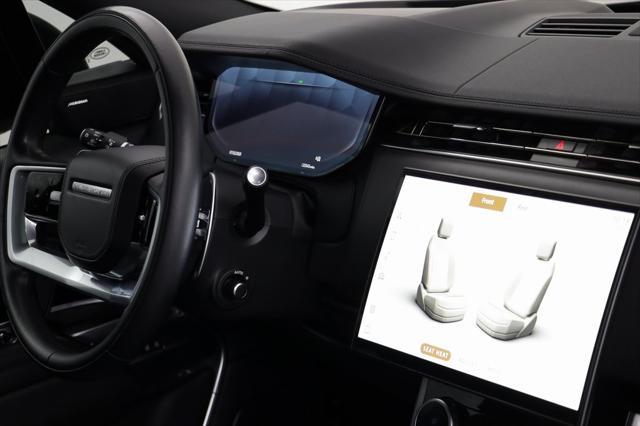 Photo of 2023 Blue Land Rover Range Rover