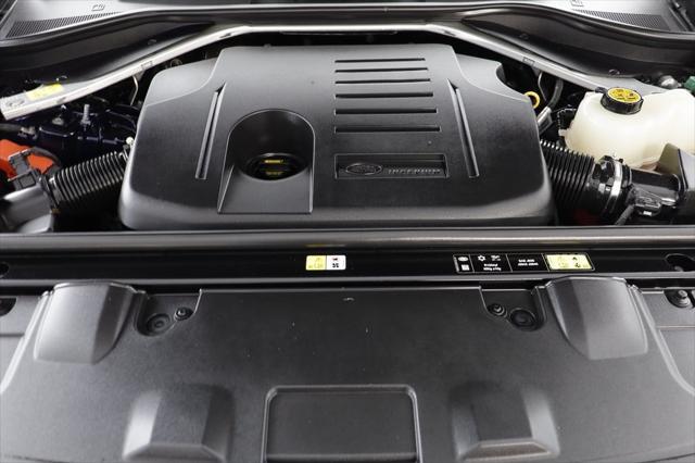 Photo of 2023 Blue Land Rover Range Rover