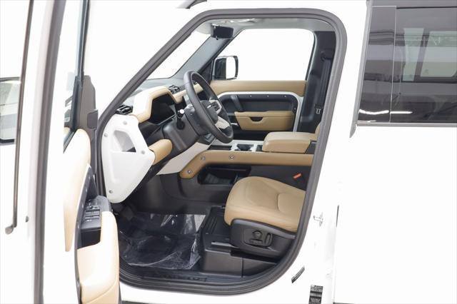 Photo of 2025 Fuji White Land Rover Defender