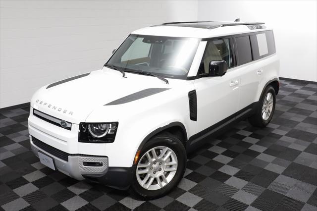 Photo of 2025 Fuji White Land Rover Defender