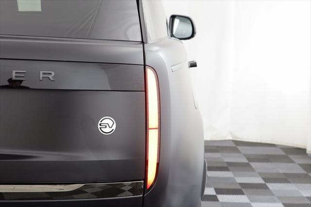 Photo of 2025 Obsidian Black SV Bespoke Ultra Metallic Satin Land Rover Range Rover
