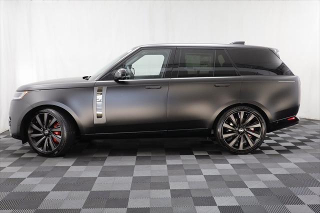 Photo of 2025 Obsidian Black SV Bespoke Ultra Metallic Satin Land Rover Range Rover