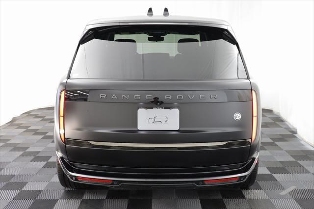 Photo of 2025 Obsidian Black SV Bespoke Ultra Metallic Satin Land Rover Range Rover