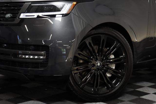 Photo of 2025 Carpathian Grey Premium Metallic Land Rover Range Rover