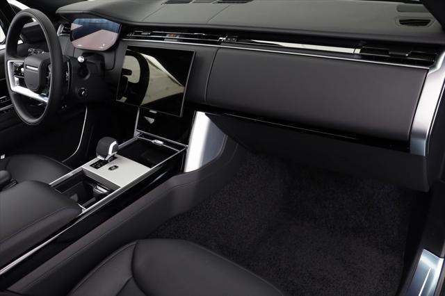Photo of 2025 Carpathian Grey Premium Metallic Land Rover Range Rover