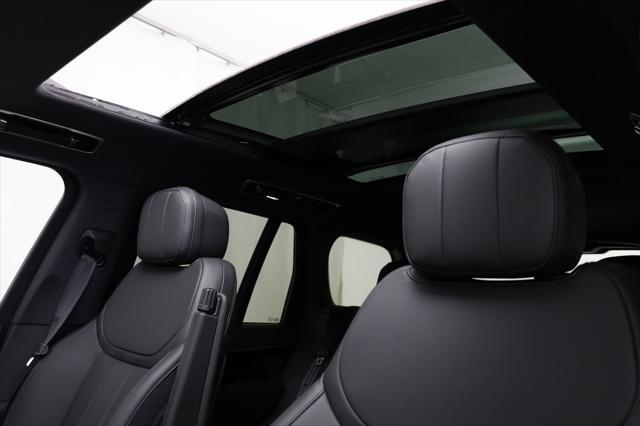 Photo of 2025 Carpathian Grey Premium Metallic Land Rover Range Rover