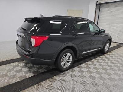 Photo of 2022 Agate Black Metallic Ford Explorer