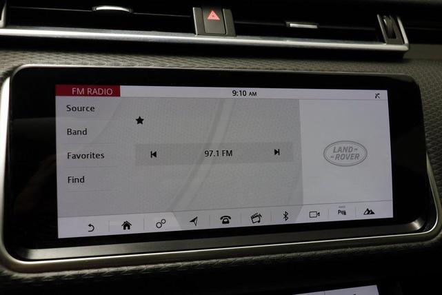 Photo of 2020 Black Land Rover Range Rover Velar