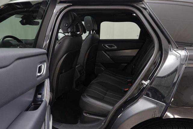 Photo of 2020 Black Land Rover Range Rover Velar
