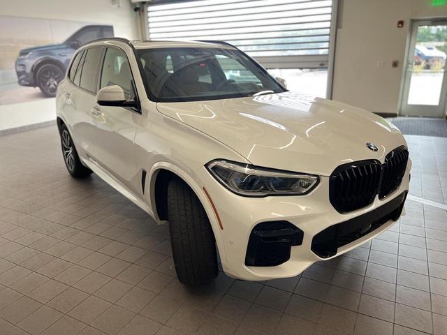 Photo of 2023 White Metallic BMW X5