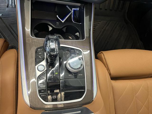 Photo of 2023 White Metallic BMW X5