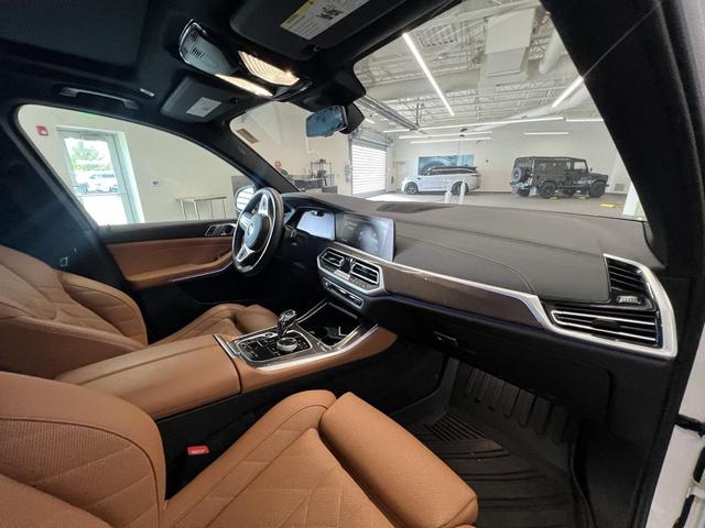 Photo of 2023 White Metallic BMW X5