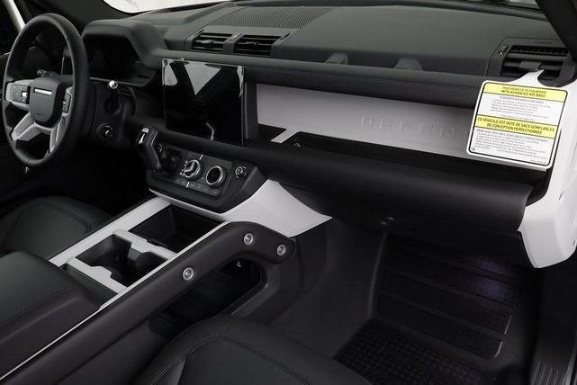 Photo of 2025 Santorini Black Metallic Land Rover Defender