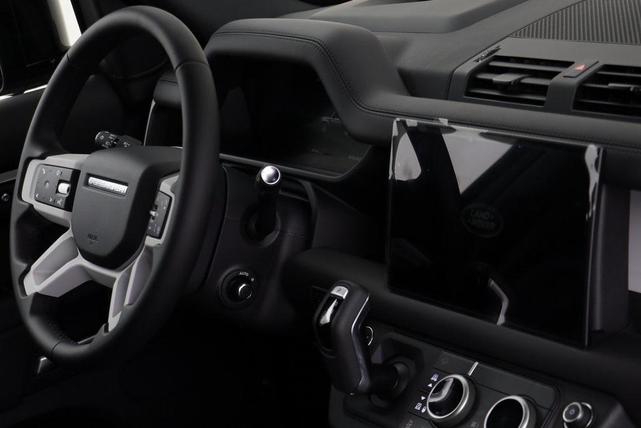 Photo of 2025 Santorini Black Metallic Land Rover Defender