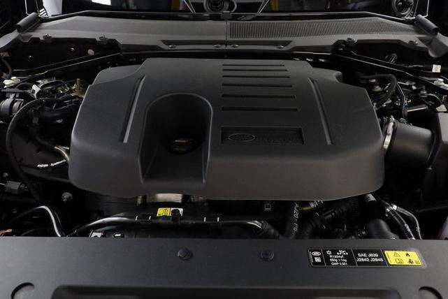 Photo of 2025 Santorini Black Metallic Land Rover Defender